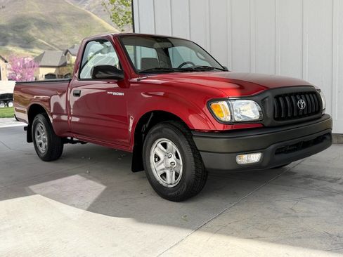 Used 2002 Toyota Tacoma 2WD Regular Cab image 16