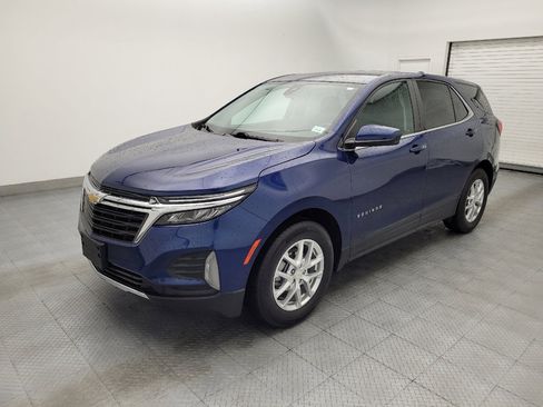 Used 2023 Chevrolet Equinox LT FWD image 2