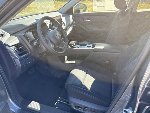 New 2026 Nissan Rogue SV image 14