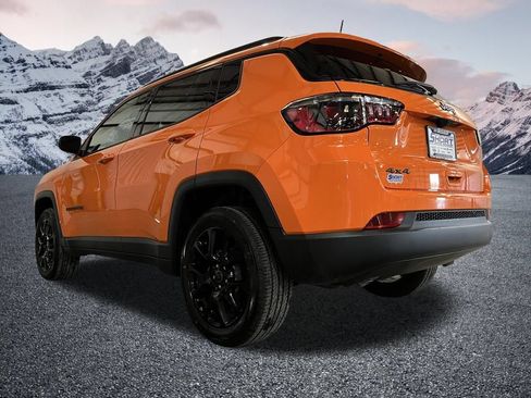 New 2026 Jeep Compass Latitude AWD/4WD image 11