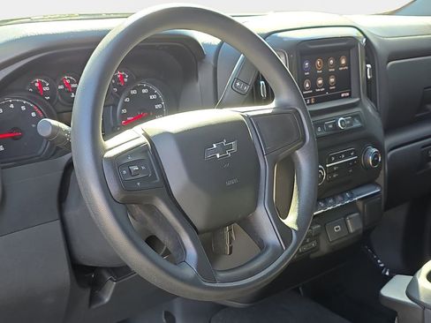 Used 2020 Chevrolet Silverado 1500 Custom Trail Boss w/ Custom Convenience Package AWD/4WD image 18