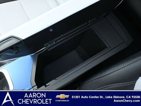 New 2026 Chevrolet Equinox EV LT image 38