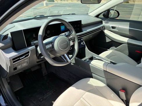 Used 2024 Hyundai Sonata SEL image 11