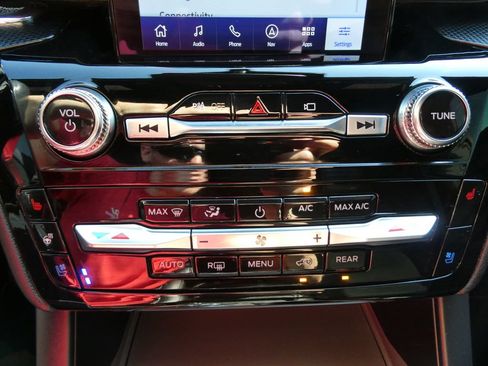 Used 2022 Ford Explorer ST w/ Equipment Group 401A AWD/4WD image 33