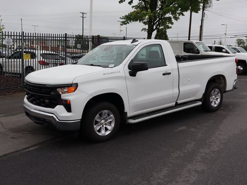 Used 2025 Chevrolet Silverado 1500 W/T RWD image 5