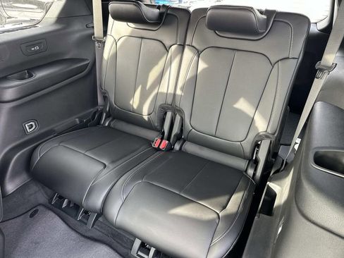 New 2025 Jeep Grand Cherokee L Limited image 10