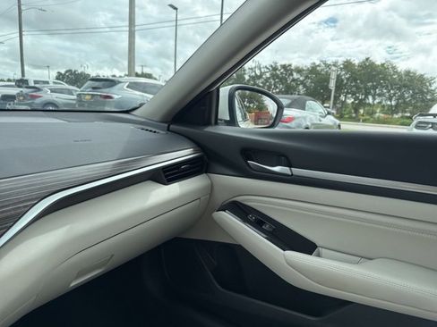 Used 2022 Nissan Altima 2.5 Platinum image 30