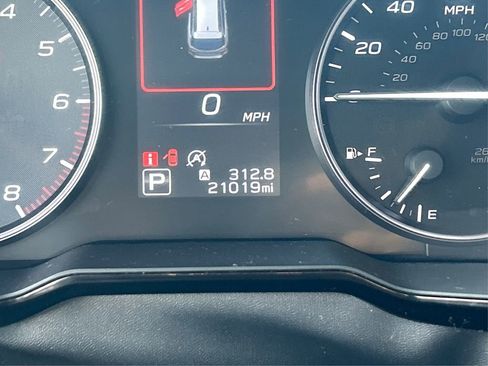 Certified 2025 Subaru Outback Premium image 38