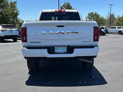 Used 2026 RAM 2500 Laramie AWD/4WD image 4