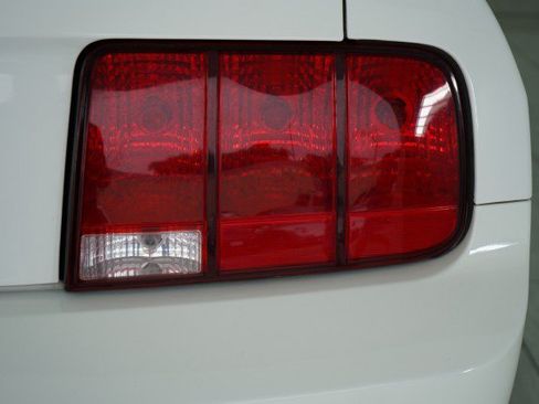 Used 2008 Ford Mustang Shelby GT500 RWD image 35