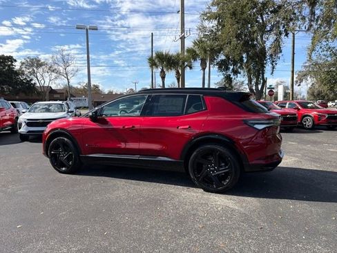 New 2026 Chevrolet Equinox EV RS image 5