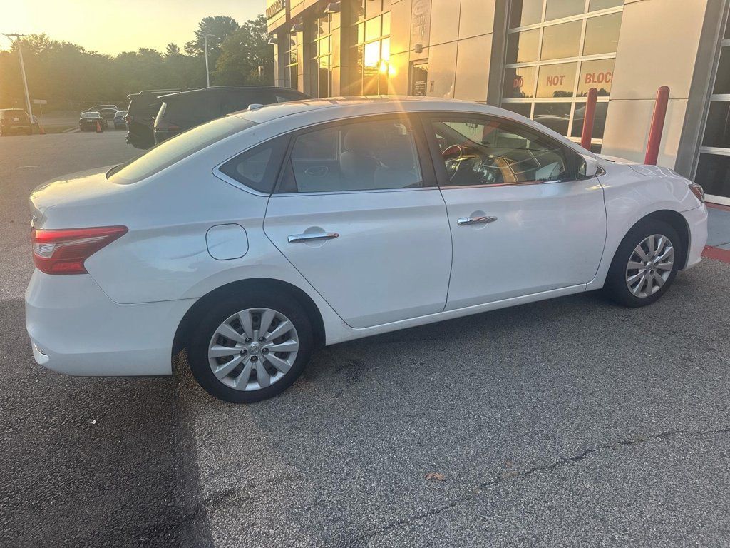 Used 2017 Nissan Sentra SV FWD image 6