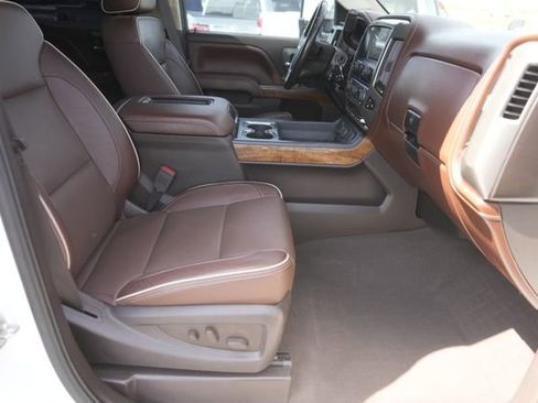 Used 2019 Chevrolet Silverado 3500 High Country w/ Duramax Plus Package image 19