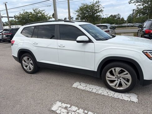 Certified 2023 Volkswagen Atlas SE FWD image 22