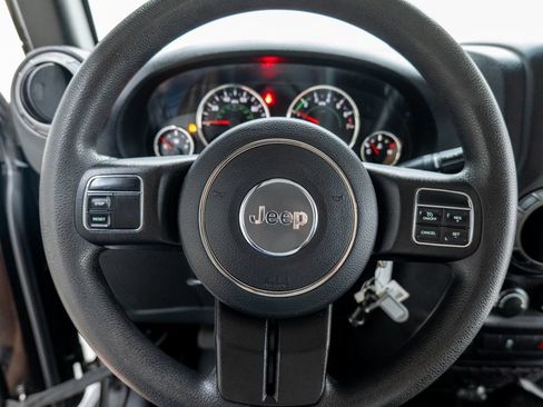 Used 2018 Jeep Wrangler Sport AWD/4WD image 36
