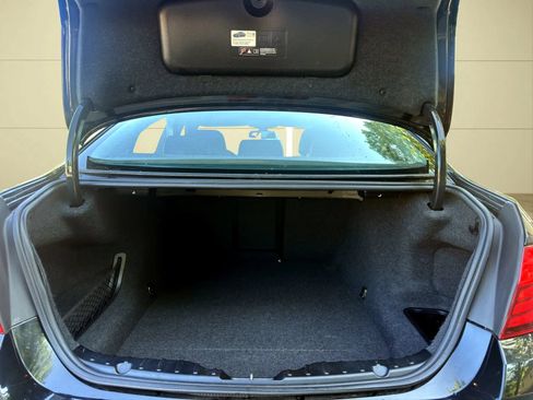 Used 2016 BMW 528i xDrive Sedan AWD/4WD image 11