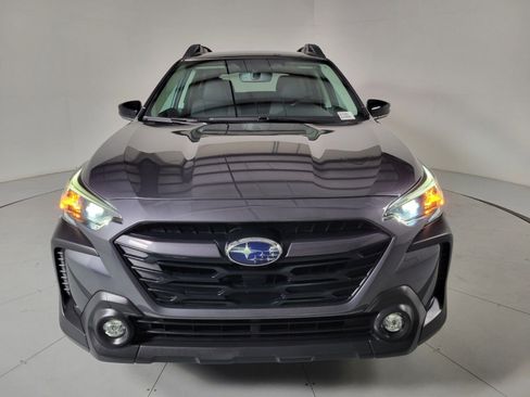 Certified 2025 Subaru Outback Premium image 8