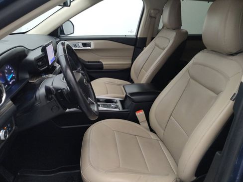 Used 2020 Ford Explorer Limited AWD/4WD image 17
