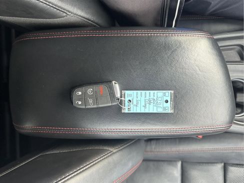 Used 2024 Dodge Durango GT AWD/4WD image 23