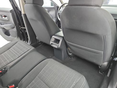 Used 2023 Honda HR-V LX image 11