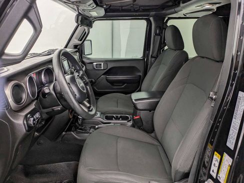 Used 2018 Jeep Wrangler Unlimited Sport AWD/4WD image 15