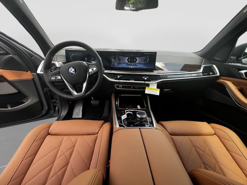 New 2026 BMW X5 xDrive40i w/ Premium Package AWD/4WD image 12