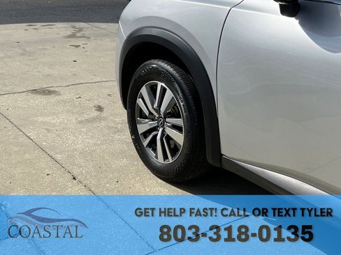 Used 2025 Nissan Pathfinder SL image 33