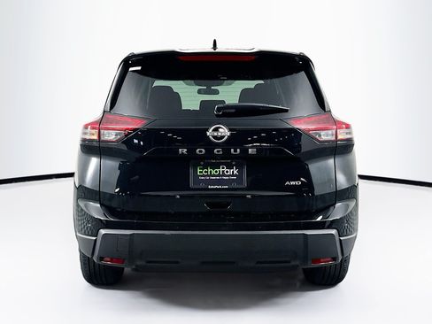 Used 2025 Nissan Rogue SV AWD/4WD image 7