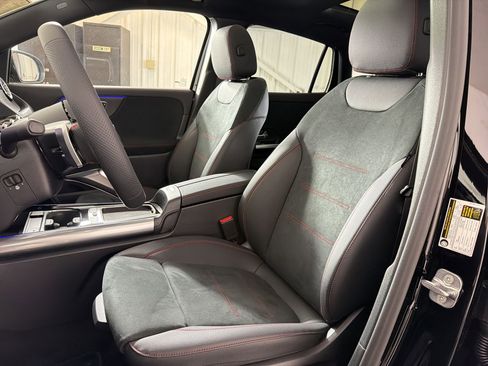 New 2026 Mercedes-Benz GLA 250 4MATIC image 5