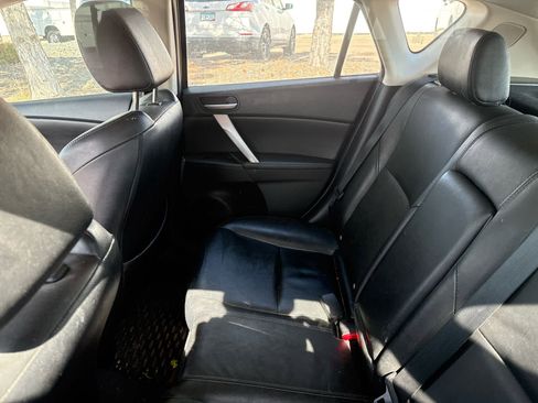 Used 2011 MAZDA MAZDA3 s Grand Touring w/ Tech Pkg image 8