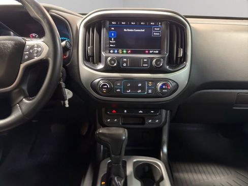 Used 2020 Chevrolet Colorado LT w/ Luxury Package AWD/4WD image 13