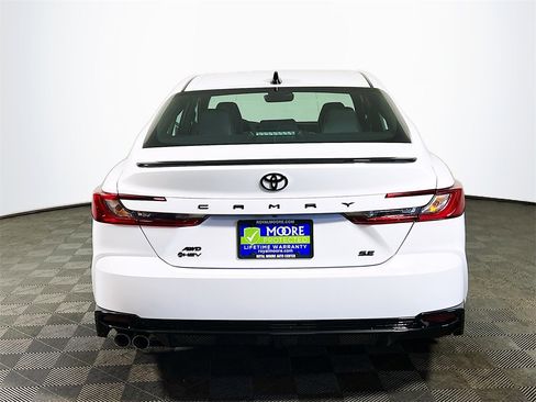 New 2026 Toyota Camry Hybrid image 7