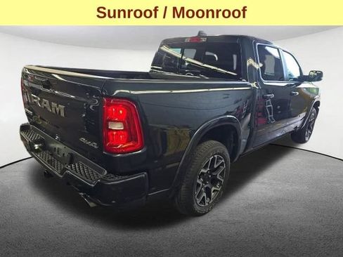 Used 2025 RAM 1500 Laramie AWD/4WD image 5