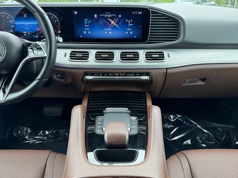 Certified 2024 Mercedes-Benz GLE 350 4MATIC w/ 3rd Row Seat Package image 14