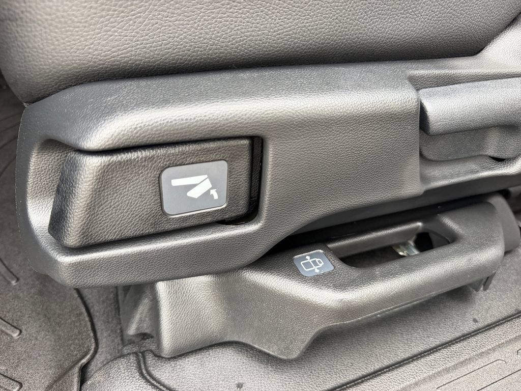 Used 2026 Honda Odyssey EX-L image 29