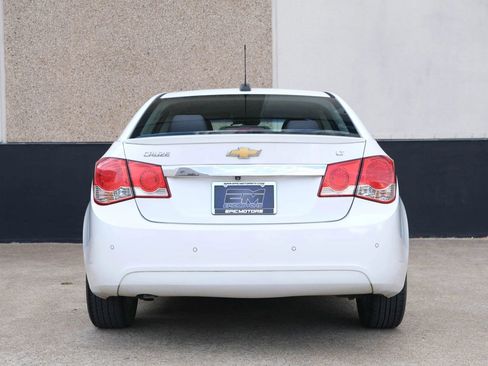 Used 2015 Chevrolet Cruze LT w/ Enhanced Safety Package FWD image 16