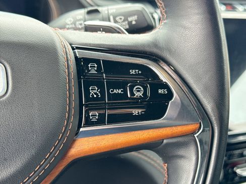Used 2021 Jeep Grand Cherokee L Summit AWD/4WD image 29