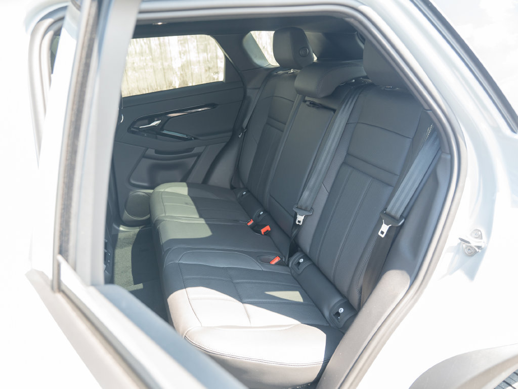 New 2026 Land Rover Range Rover Evoque S AWD/4WD image 23