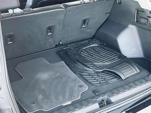 Used 2021 GMC Terrain SLT w/ Infotainment Package II image 18