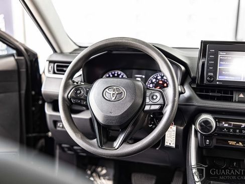 Used 2020 Toyota RAV4 LE w/ All Weather Liner Package AWD/4WD image 34