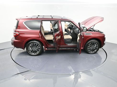 Used 2024 Nissan Armada Platinum w/ Captain's Chairs Package image 26