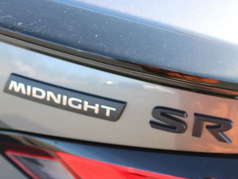 Used 2022 Nissan Altima 2.5 SR w/ Midnight Edition Package image 16