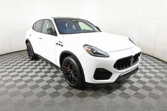 New 2025 Maserati Grecale Modena AWD/4WD image 30