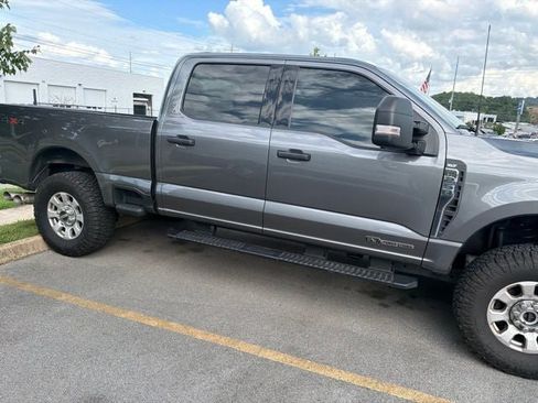 Used 2024 Ford F250 XLT AWD/4WD image 15
