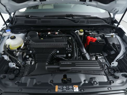 Used 2025 Lincoln Corsair FWD w/ Equipment Group 101A image 19