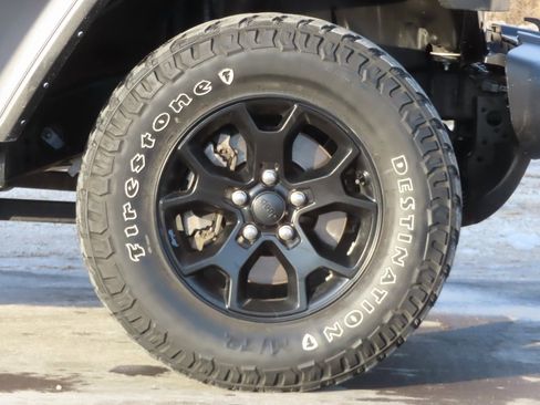 Used 2022 Jeep Wrangler Unlimited Willys image 10