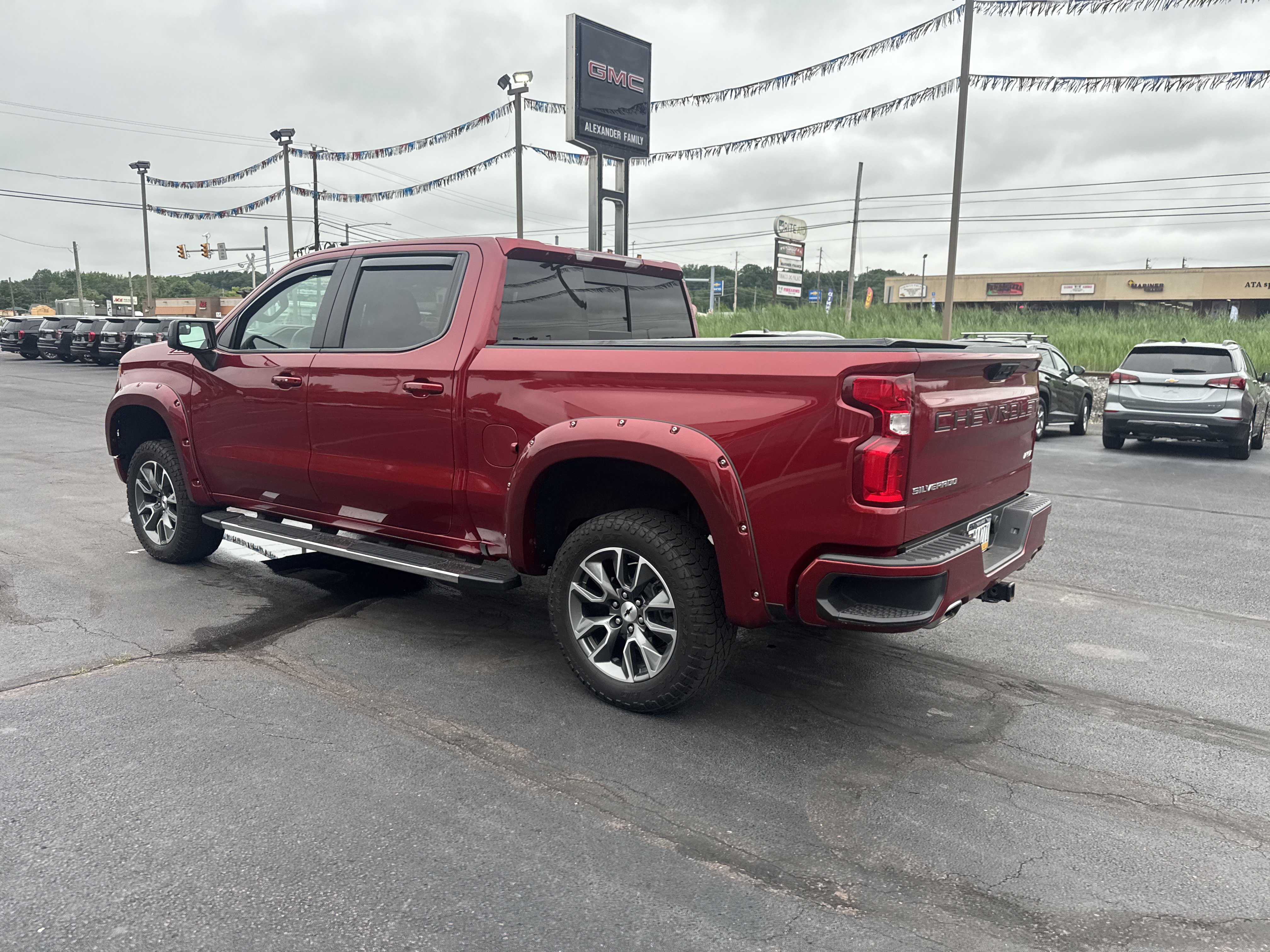 Used 2025 Chevrolet Silverado 1500 RST AWD/4WD image 6