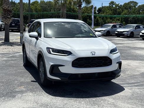 New 2027 Honda HR-V LX image 2