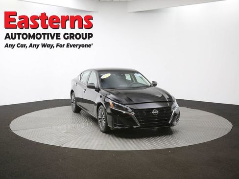 Used 2024 Nissan Altima 2.5 SV image 48