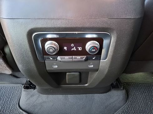 Used 2022 GMC Yukon Denali w/ Max Trailering Package image 21